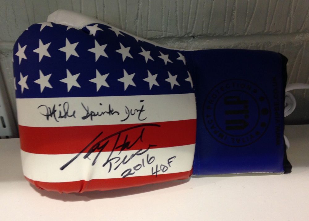 Larry Holmes & Michael Spinks dual signed boxing glove world champion RARE COA