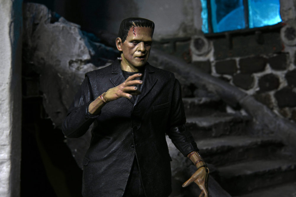 Neca - Universal Monsters – 7″ Scale Action Figure – Ultimate Frankenstein’s Monster (COLOR) - Image 11